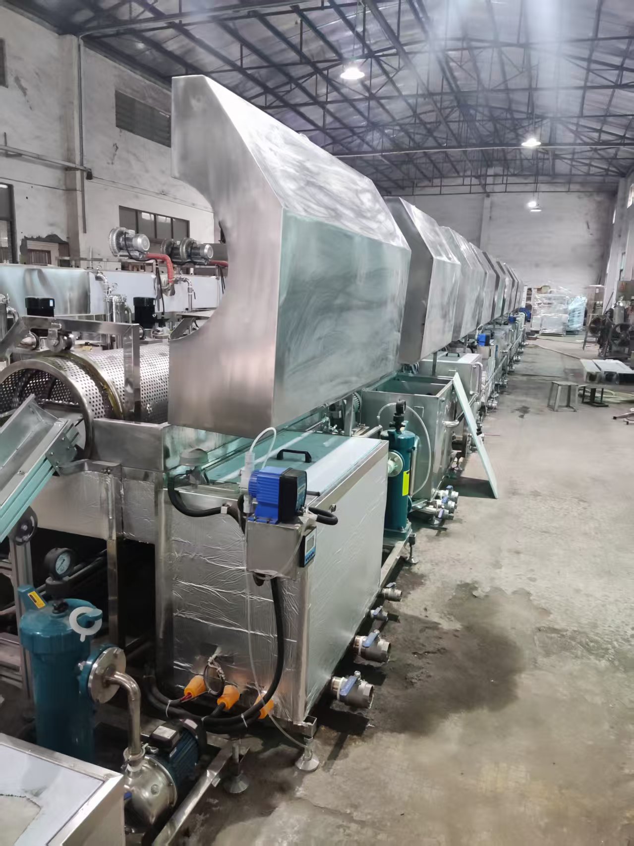Surface Cleaning Machine ماكينة تنظيف الأسطح