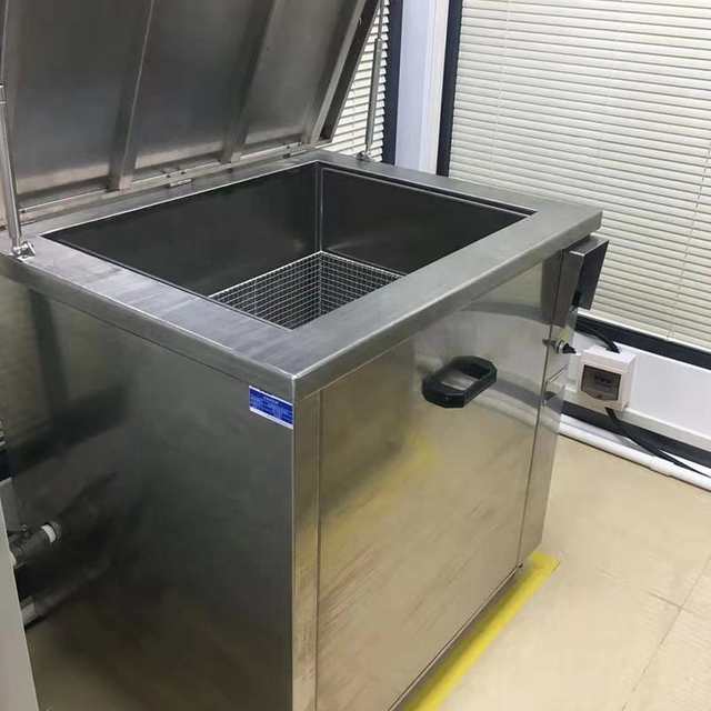 Customized Different Specifications Industrial Stainless Steel Engine Block Ultrasonic Cleaner