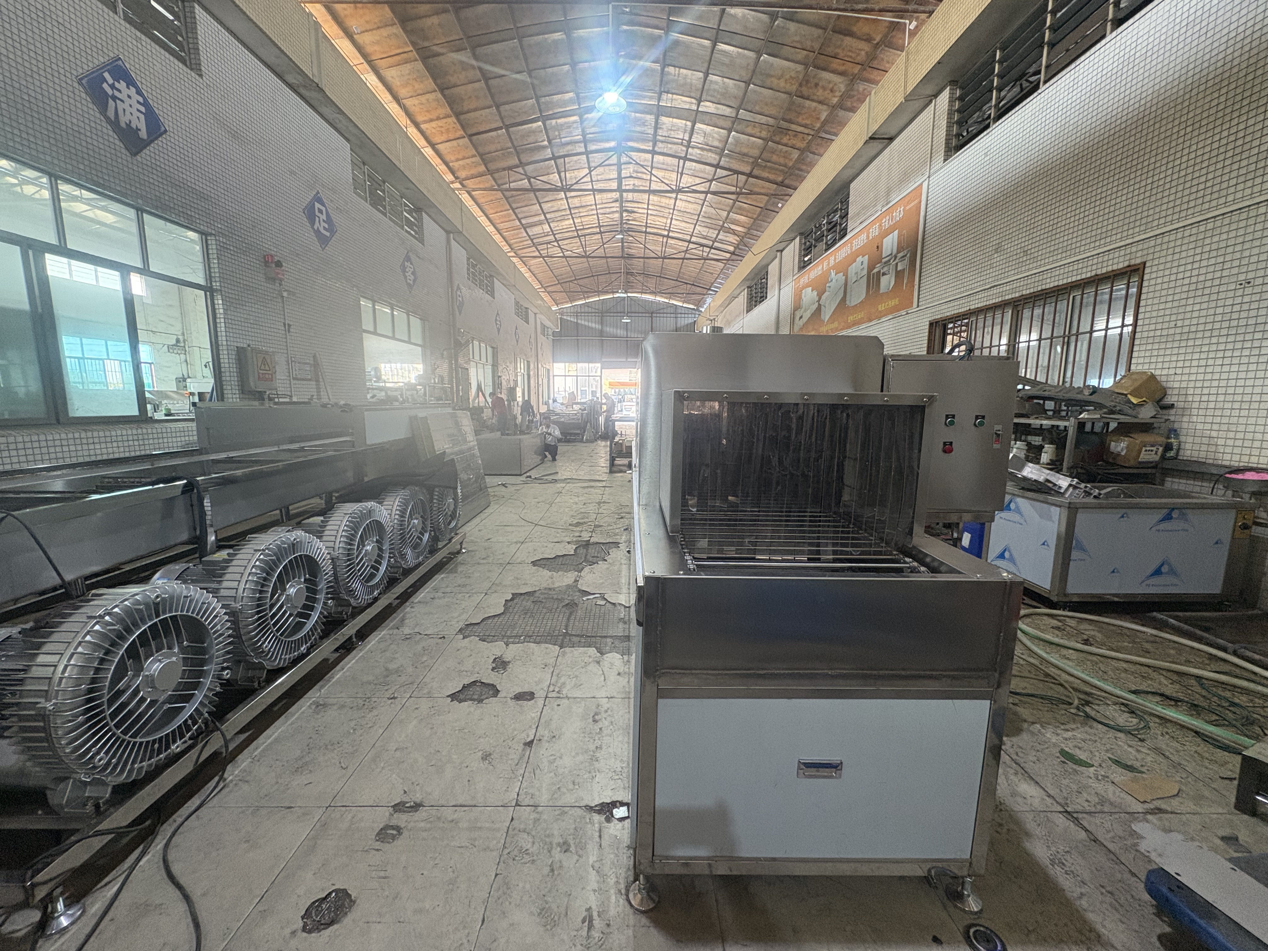 Automatic Plastic Turnover Basket Washing Machine