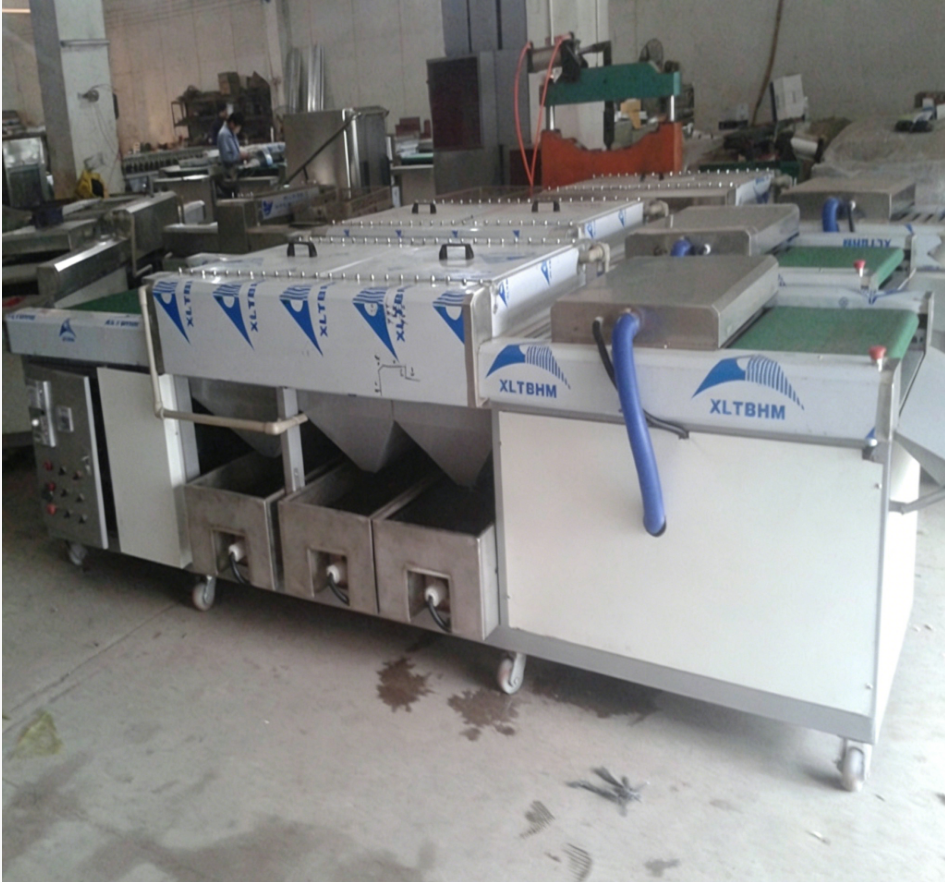 Ultrasonic cleaning box